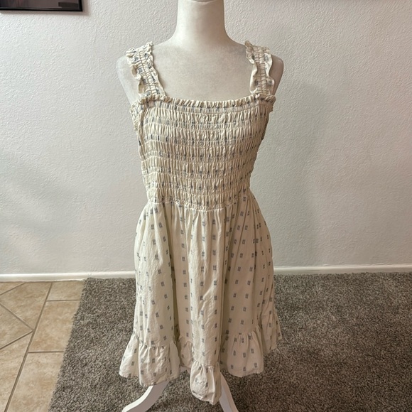 Madewell Lucie Clip Dot Smocked Minidress - Picture 2 of 4